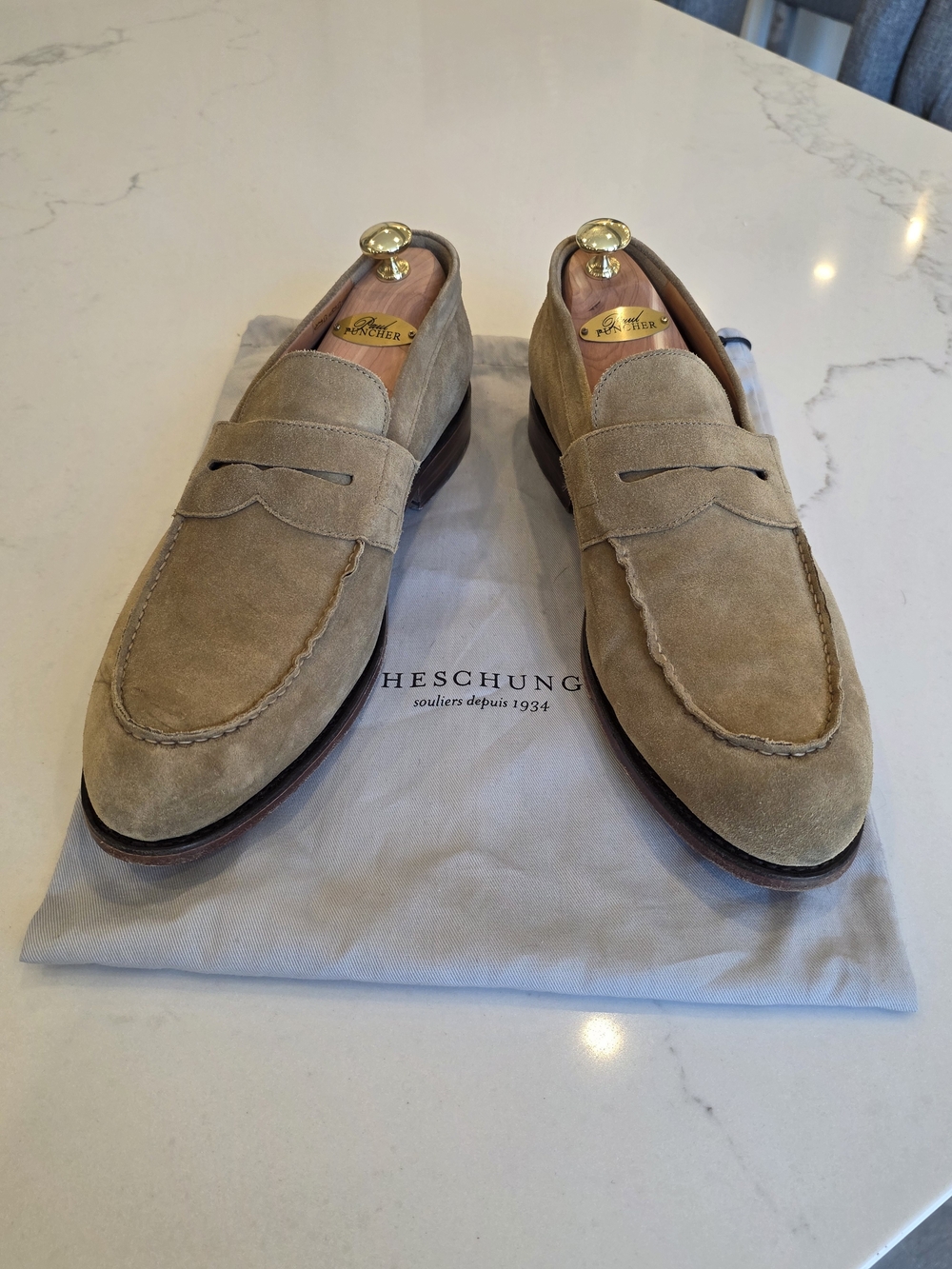 HESCHUNG Men’s Suede Penny Loafers in Beige